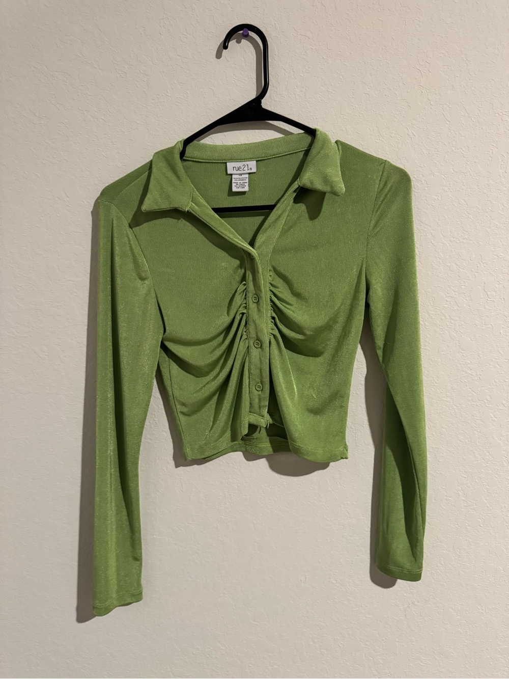 Rue21 Lime Green Ruched Button-Front Long Sleeve Top